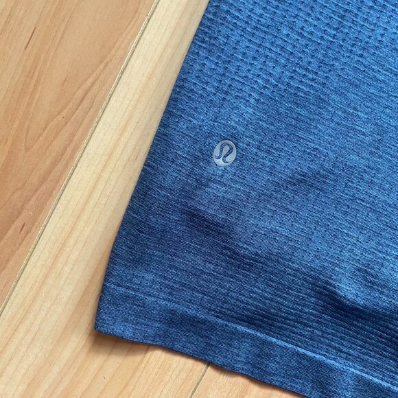lululemon Metal Vent Tech tee - Picture 6 of 6